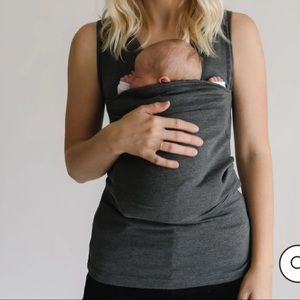 Lalabu Simple Babywearing Soothe Shirt Top